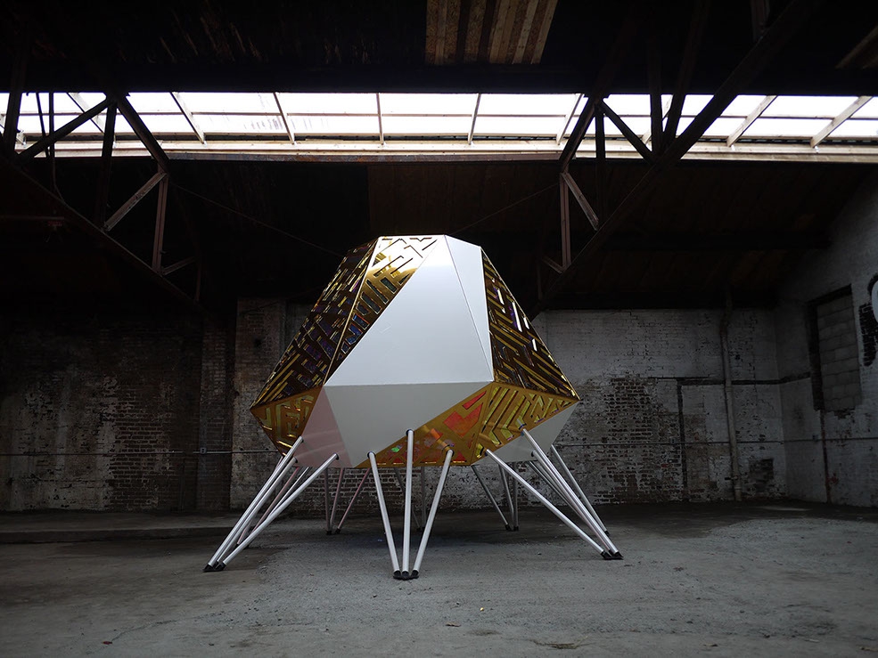 Detroit edition of ShiftSpace during the 2016 Detroit Design Summit + Festival. Scenography: LAAVU featuring the works of Ben Saginaw, Carl Wilson, Floyd, LAAVU, Olayami Dabls, Senghor Reid, Thing Thing, Tiff Massey, Vector Lab, and 826Michigan. ©Creative